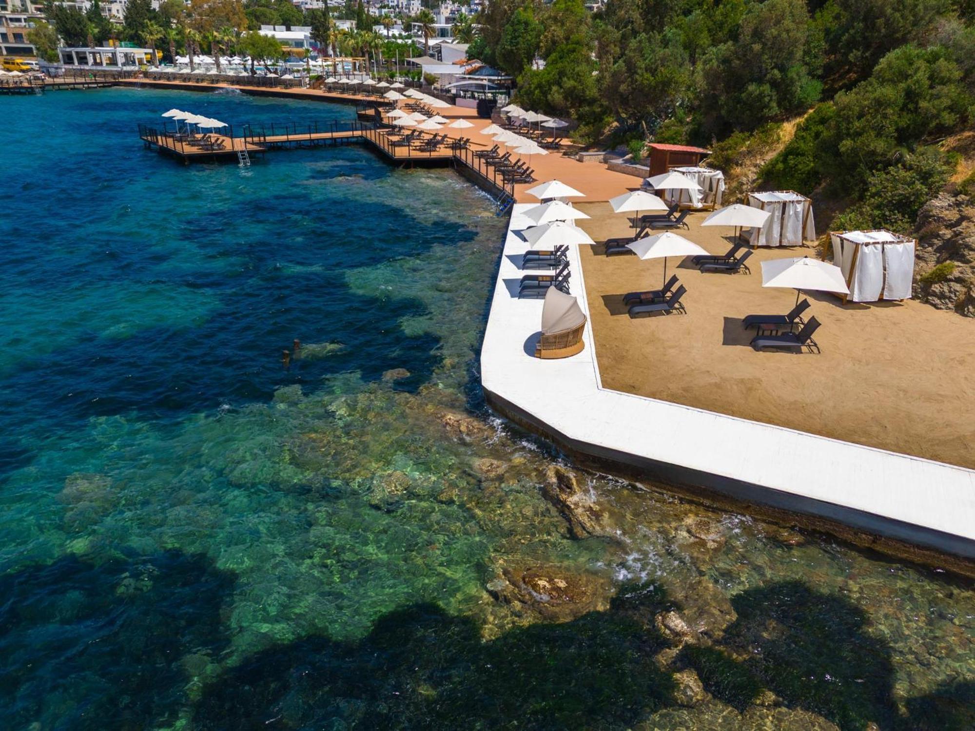 Labranda Tmt Bodrum Eksteriør bilde The beach of the hotel