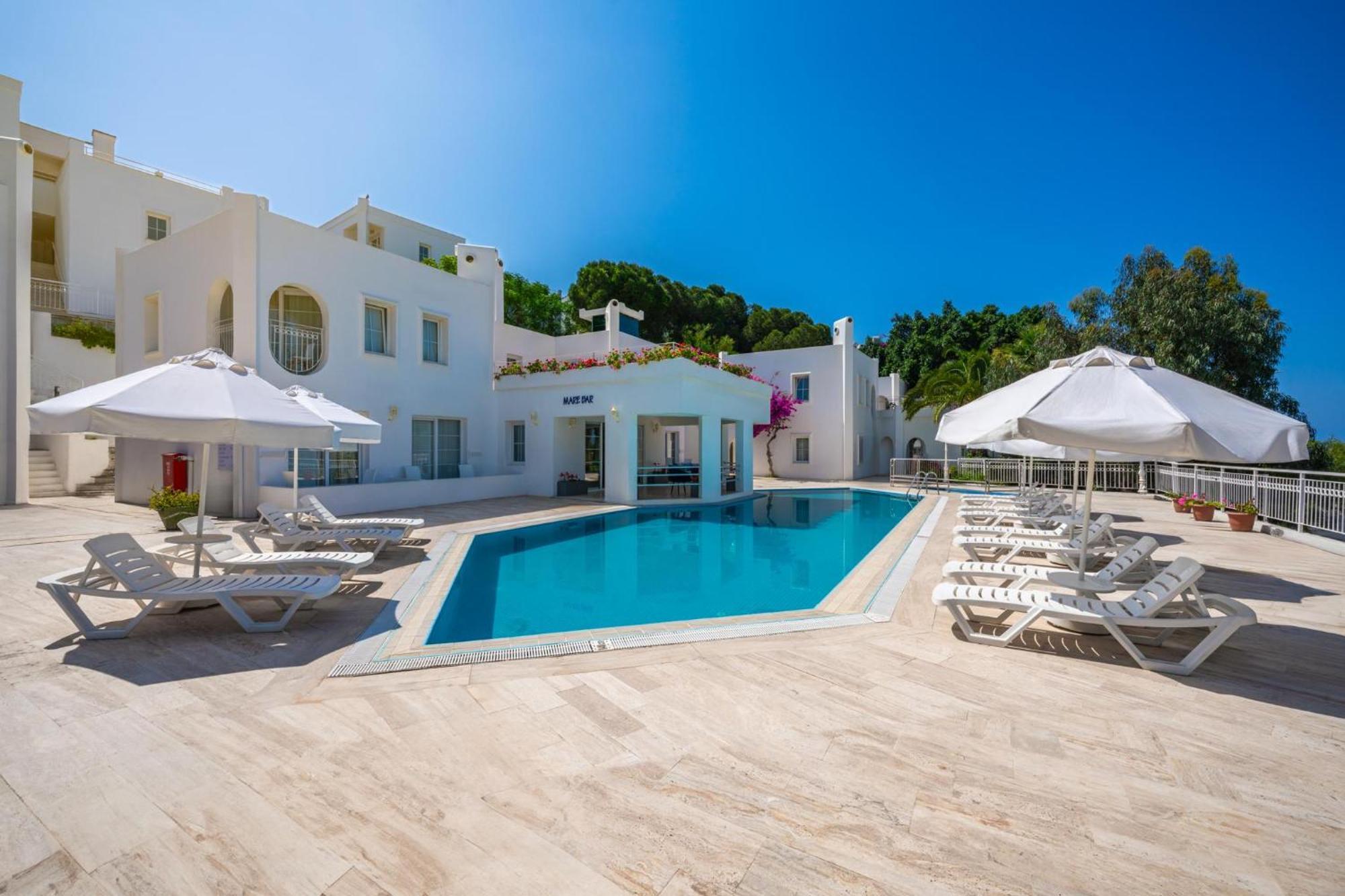 Labranda Tmt Bodrum Eksteriør bilde The hotel's pool