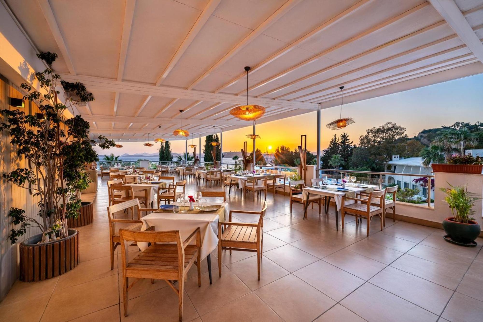 Labranda Tmt Bodrum Eksteriør bilde The Terrace