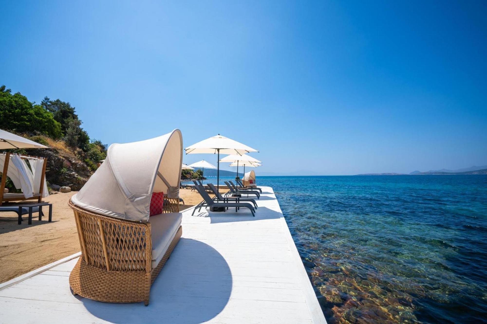 Labranda Tmt Bodrum Eksteriør bilde The beach at the hotel